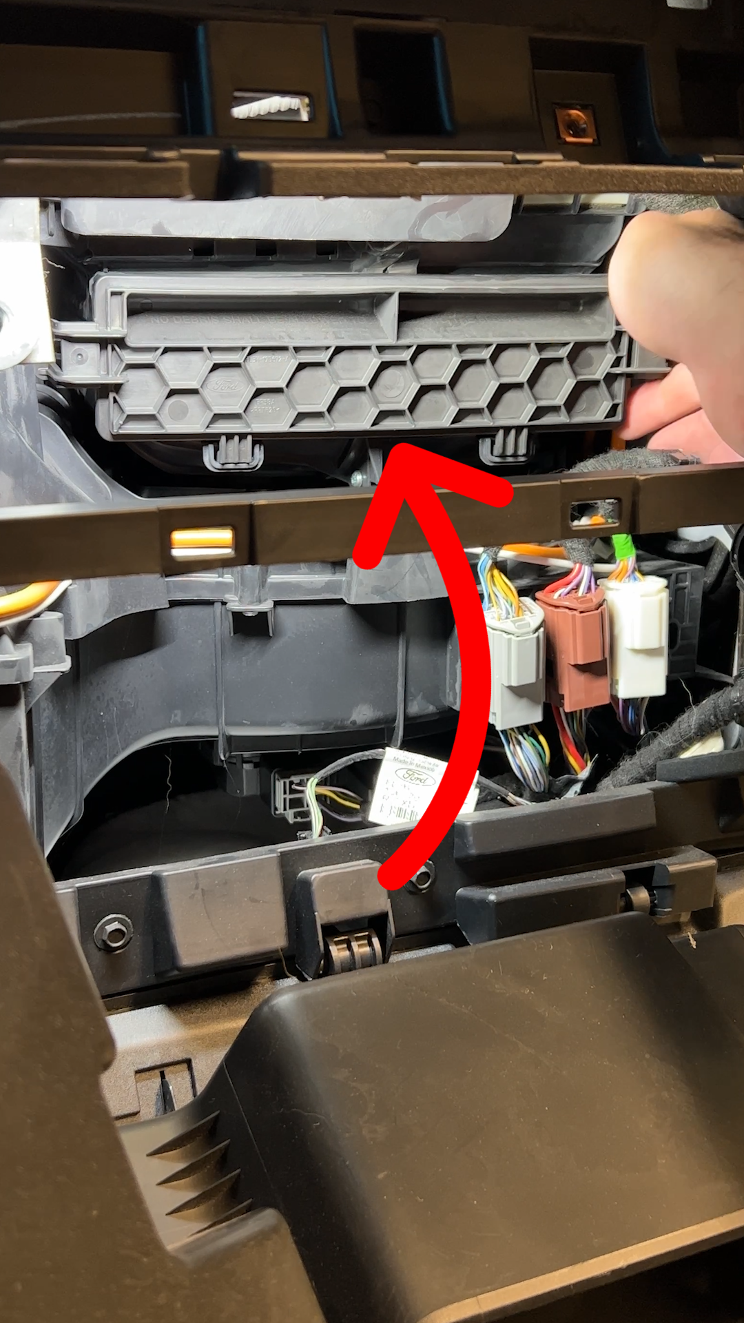 How to Replace a 2015 2020 Ford F 150 Cabin Air Filter