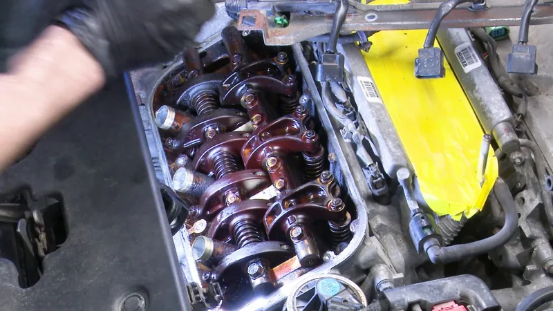 GoTech video: 2006 Honda Odyssey 3.5 Random Misfire Case Study Part 2 : How To Perform A Valve Adjustment